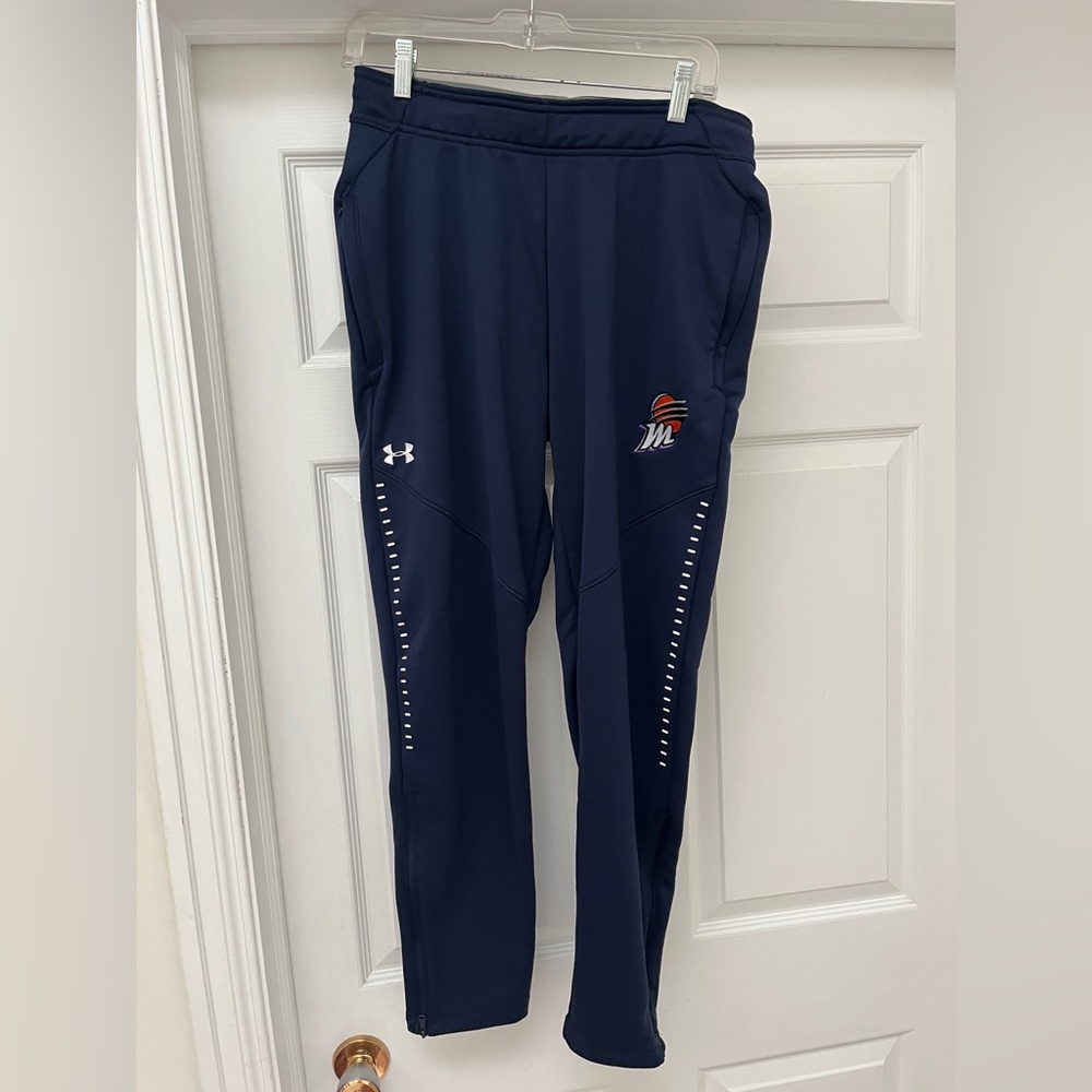 Under Armour Dark Blue Track Pants men’s medium